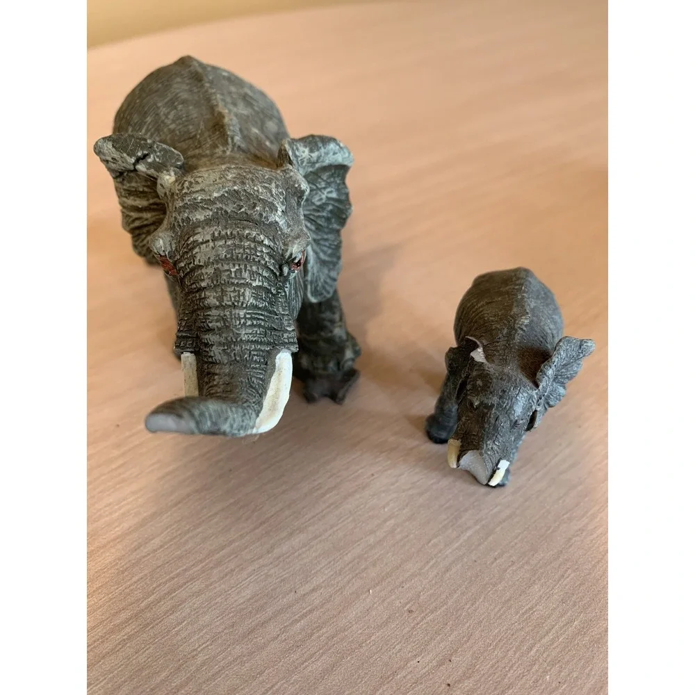 5 Generations of Elephant Figurines Resin Wildlife Animal Decor Set of 5